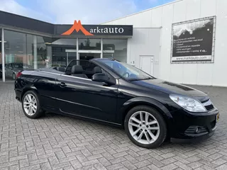 Opel Astra 1.6 Cosmo Cabrio Leder Bluetooth Climate Cruise Stoelverw pdc!!