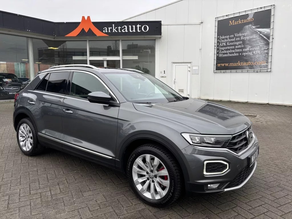 Volkswagen T-Roc 1.5 TSI Sport Business R Panorama Led Stoelverwarming