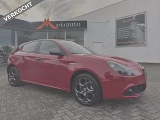 Alfa Romeo Giulietta 1.4 Turbo Super Navi Cruise Bluetooth Parkeersensoren VERKOCHT