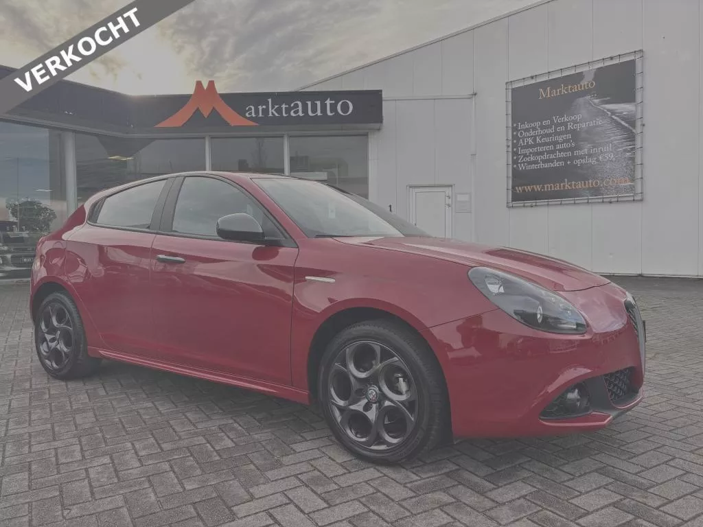 Alfa Romeo Giulietta 1.4 Turbo Super Navi Cruise Bluetooth Parkeersensoren VERKOCHT