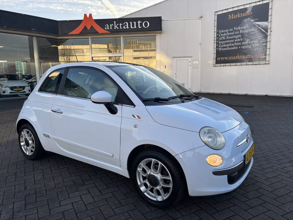 Fiat 500 1.2 Naked Panorama Parkeersensoren Apk 2027!!! VERKOCHT