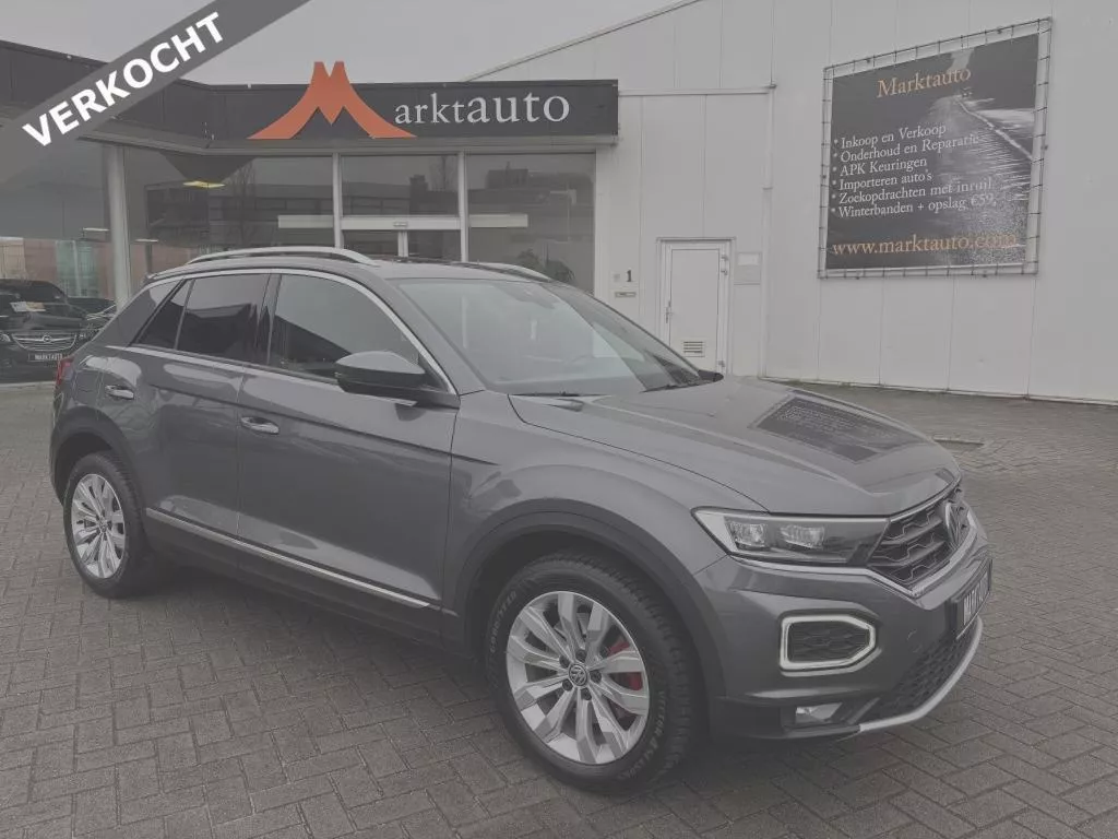 Volkswagen T-Roc 1.5 TSI Sport Business R Panorama Led Stoelverwarming VERKOCHT
