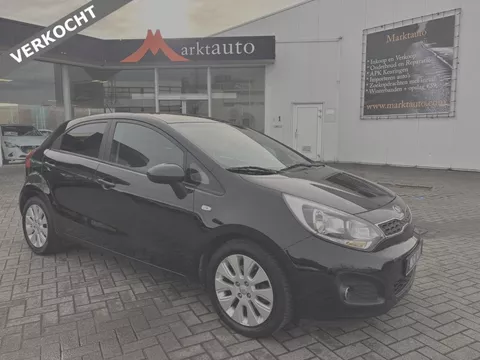Kia Rio 1.2 CVVT ComfortLine Bluetooth Stoelverwarming Parkeersensoren VERKOCHT