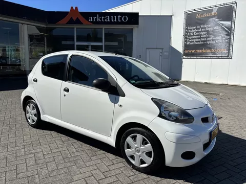 Toyota Aygo 1.0-12V Now met Nieuwe APK