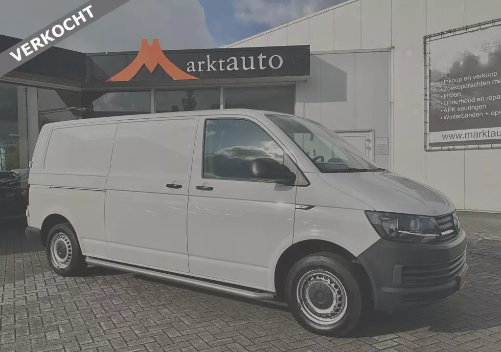 Volkswagen Transporter 2.0 TDI L2H1 Trendl. 3-Zits Cruise Trekhaak Bluetooth VERKOCHT