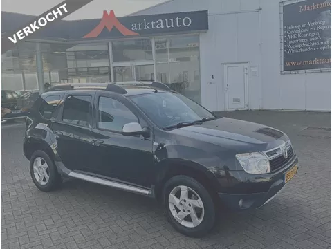 Dacia Duster 1.6 Laur&eacute;ate 2wd Cruise Airco Trekhaak PDC VERKOCHT