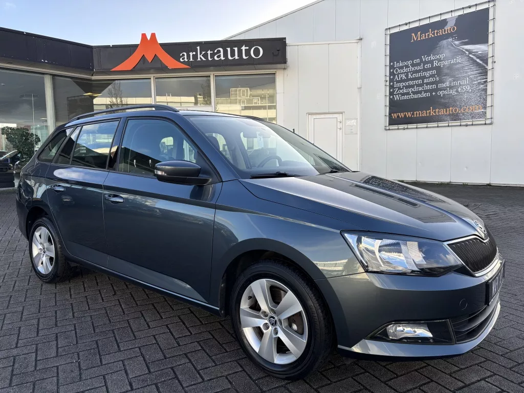 Škoda Fabia Combi 1.0 TSI Ambition Cruise Trekhaak Bluetooth Parkeersensoren !! Škoda Fabia Combi 1.0 TSI Ambition Cruise Trekhaak Bluetooth Parkeersensoren !!