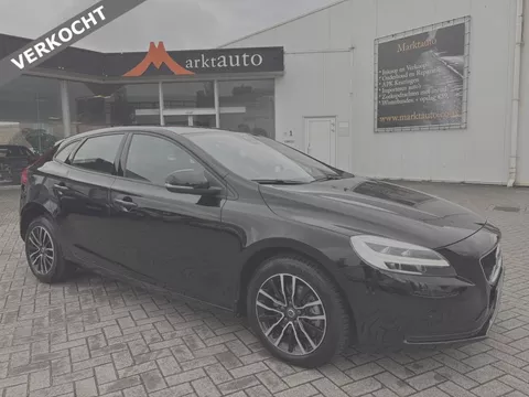 Volvo V40 2.0 T2 Momentum Navi Bluetooth Led Parkeersensoren VERKOCHT