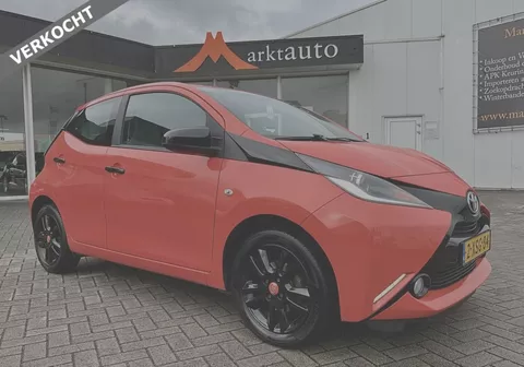 Toyota Aygo 1.0 VVT-i x-cite, Navigatie Airco Camera Cruise!! VERKOCHT