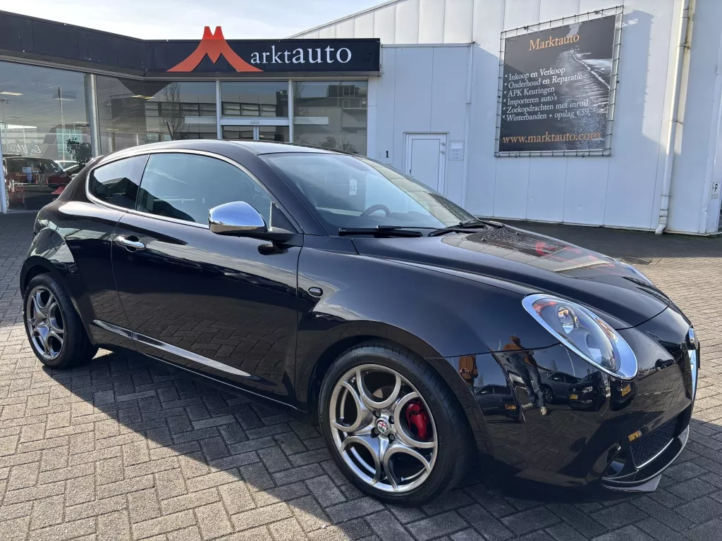 Alfa Romeo MiTo 1.4 Distinctive Camera Carplay Bluetooth Airbrush!!