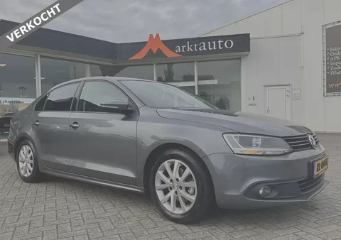 Volkswagen Jetta 1.2 TSI Comfortline Trekhaak Navi Bluetooth Cruise VERKOCHT
