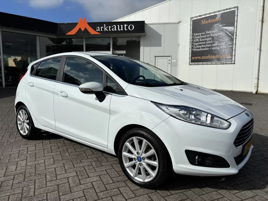 Ford Fiesta 1.0 EcoB. Titanium Navi Pdc Bluetooth Cruise