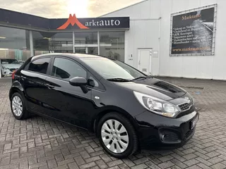 Kia Rio 1.2 CVVT ComfortLine Bluetooth Stoelverwarming Parkeersensoren