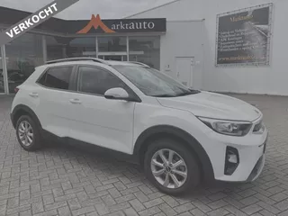 Kia Stonic 1.2 Carplay Navi Bluetooth Camera Climate Parkeersensoren VERKOCHT