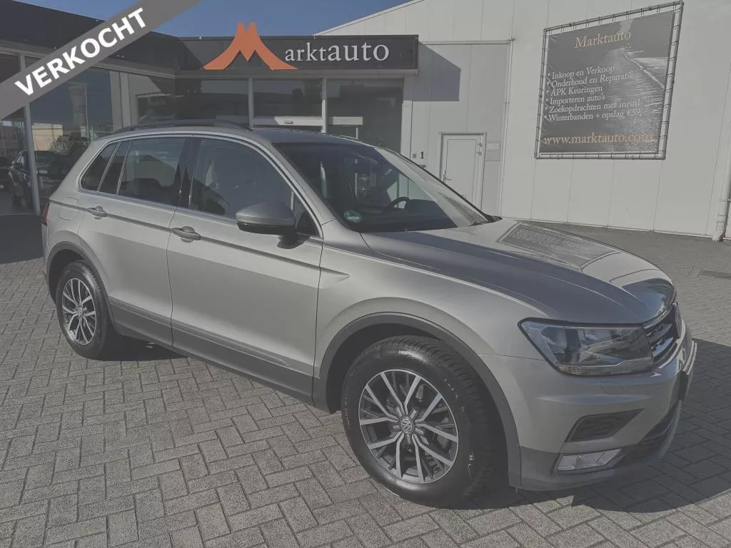 Volkswagen Tiguan 1.4 TSI ACT Comfortline Trekhaak Navi Adaptive Cruise Parkeersen VERKOCHT