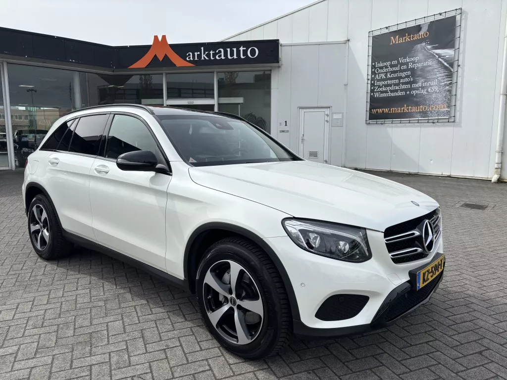Mercedes-Benz GLC 250 4MATIC Ambition Camera Trekhaak Led Leder Navi