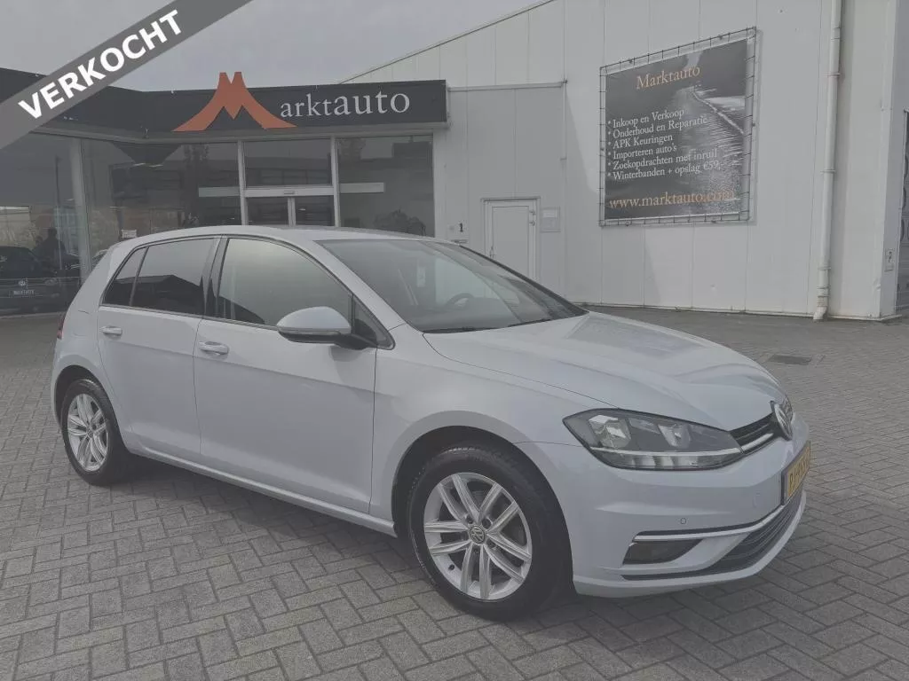 Volkswagen Golf 1.0 TSI Comfortline Navi Bluetooth Trekhaak Parkeersensoren VERKOCHT