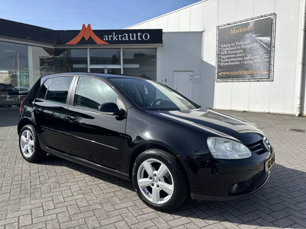 Volkswagen Golf 1.4 Highline Carplay Camera Schuifdak Cruise