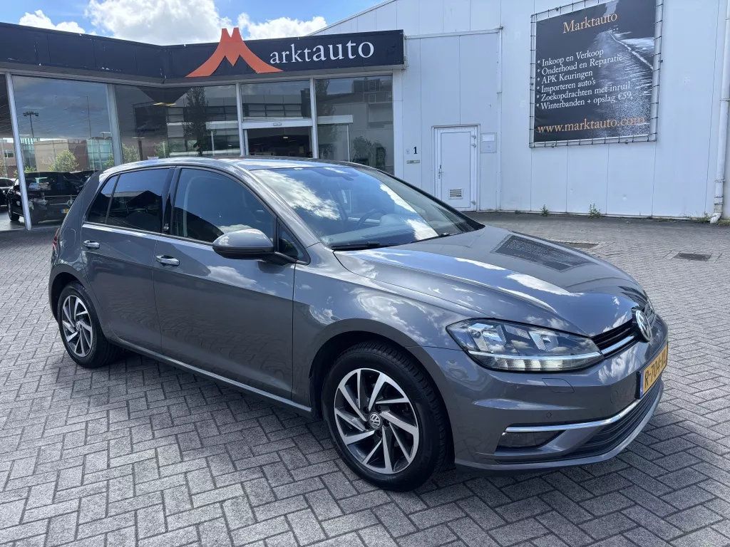 Volkswagen Golf 1.0 TSI Highline Carplay Cruise Navi Parkeersensoren