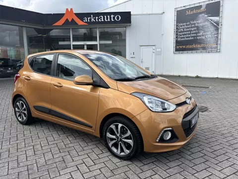 Hyundai i10 1.0i i-Drive Airco Cruise Bluetooth Stoelverwarming