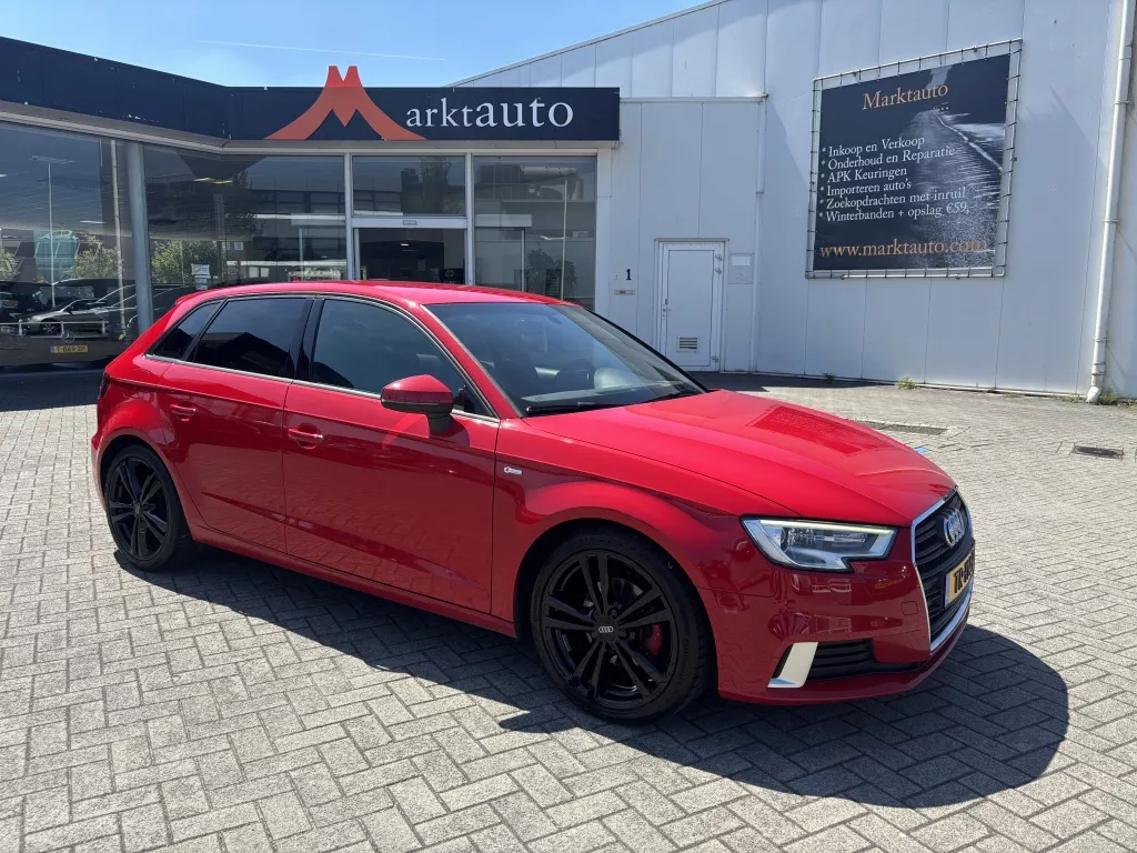 Audi A3 Sportback 1.5 TFSI CoD S-Line Leder Navi Cruise Climate Pdc
