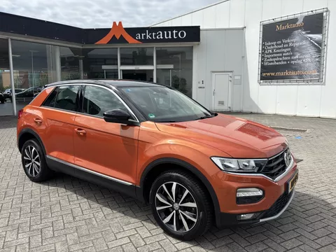 Volkswagen T-Roc 1.0 TSI Style Navi Trekhaak Carplay Stoelverwarming