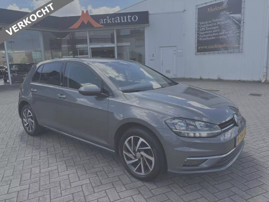 Volkswagen Golf 1.0 TSI Highline Carplay Cruise Navi Parkeersensoren VERKOCHT