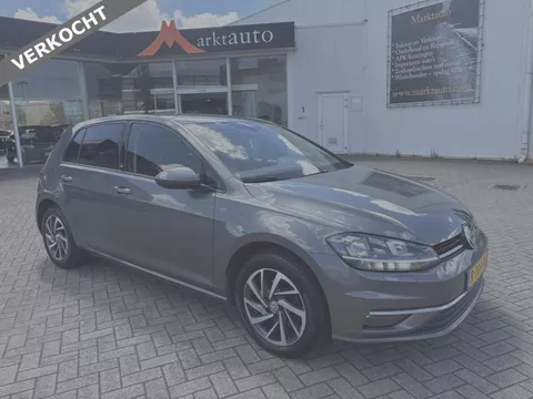 Volkswagen Golf 1.0 TSI Highline Carplay Cruise Navi Parkeersensoren VERKOCHT