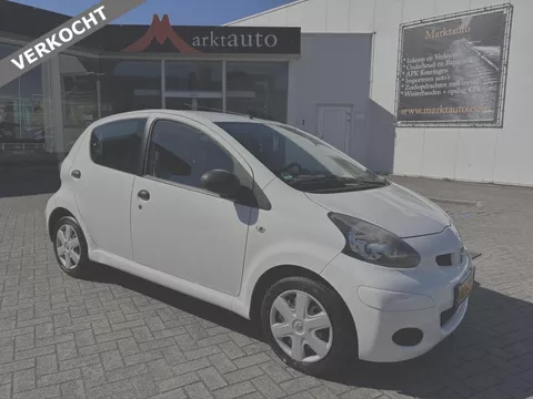 Toyota Aygo 1.0-12V Now met Nieuwe APK VERKOCHT