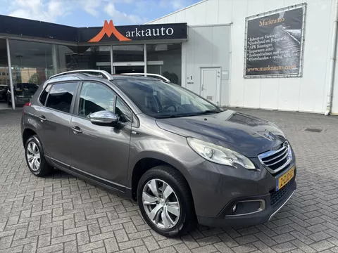 Peugeot 2008 1.2 PureTech Style Navi Climate Panorama