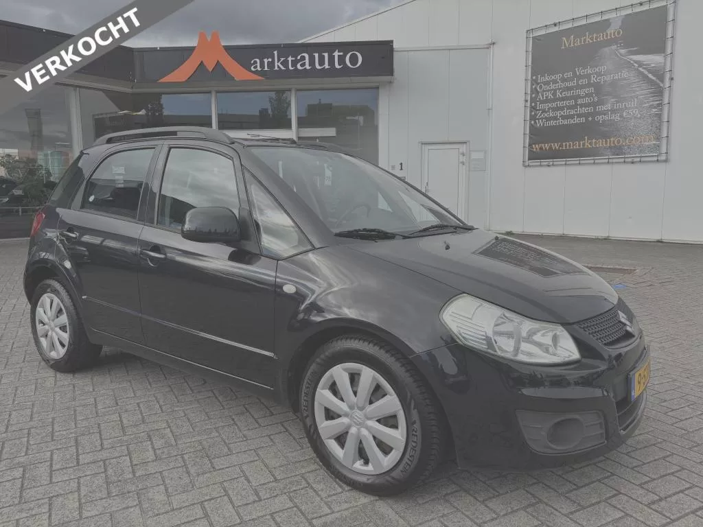 Suzuki SX4 1.6 Comfort met Airco en Trekhaak VERKOCHT