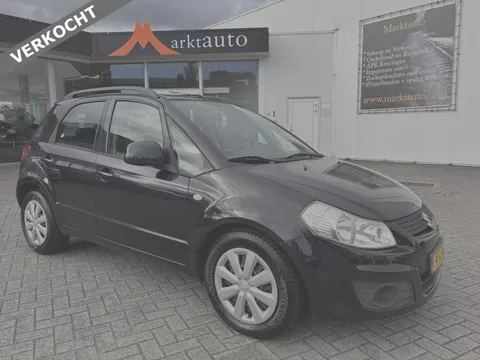 Suzuki SX4 1.6 Comfort met Airco en Trekhaak VERKOCHT