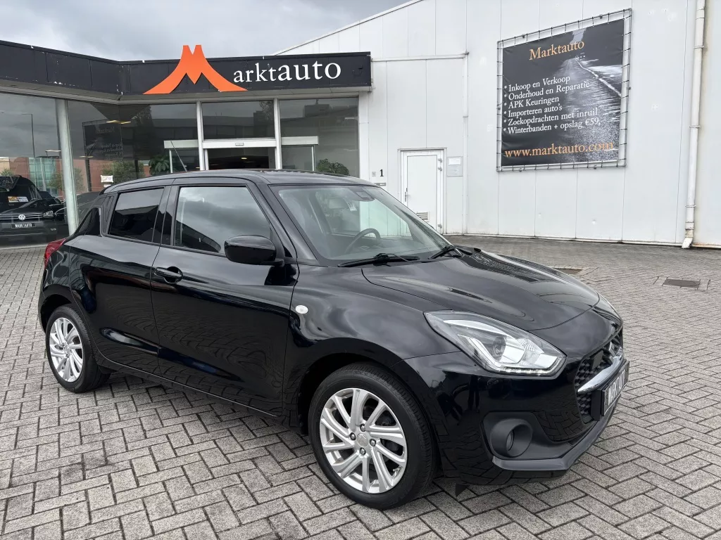 Suzuki Swift 1.2 Comfort Smart Hybrid Navi Camera Carplay Adaptive Cruise