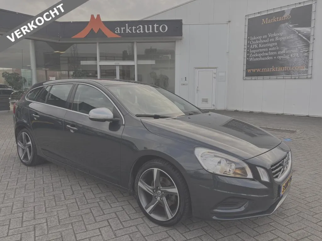 Volvo V60 1.6 T3 R-Design Navi Cruise Bluetooth Parkeersensoren VERKOCHT