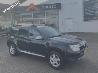 Dacia Duster 1.6 Laur&eacute;ate 2wd Cruise Airco Trekhaak PDC VERKOCHT