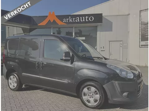 Fiat Dobl&ograve; Cargo 1.3 M-Jet SX Schuifdeur Airco PDC Trekhaak VERKOCHT