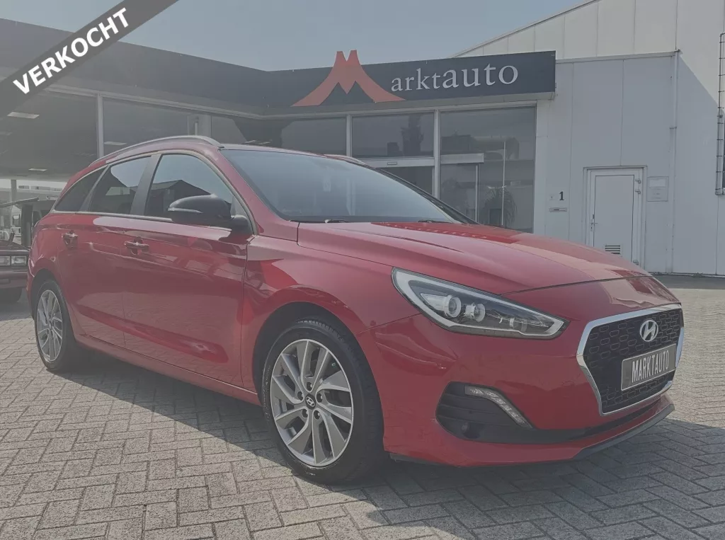 Hyundai i30 1.0 Passion+ Camera Cruise Carplay Navi Stoelverwarming VERKOCHT