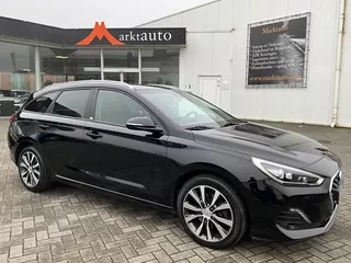 Hyundai i30 Wagon 1.4 T-GDI Yes Premium Camera Carplay Pdc Bluetooth Stoelverwarmi