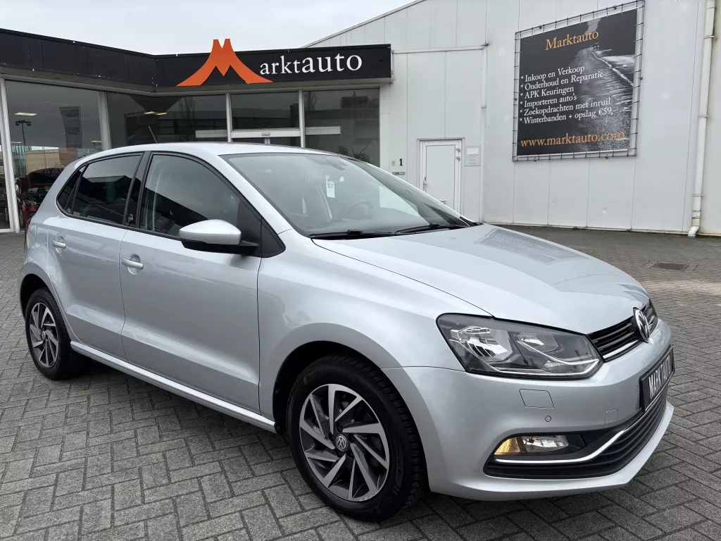 Volkswagen Polo 1.0 Sound Climate Navi Bluetooth Pdc Stoelverwarming VERKOCHT