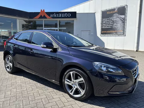 Volvo V40 2.0 T2 Navi Cruise Bluetooth Parkeersensoren