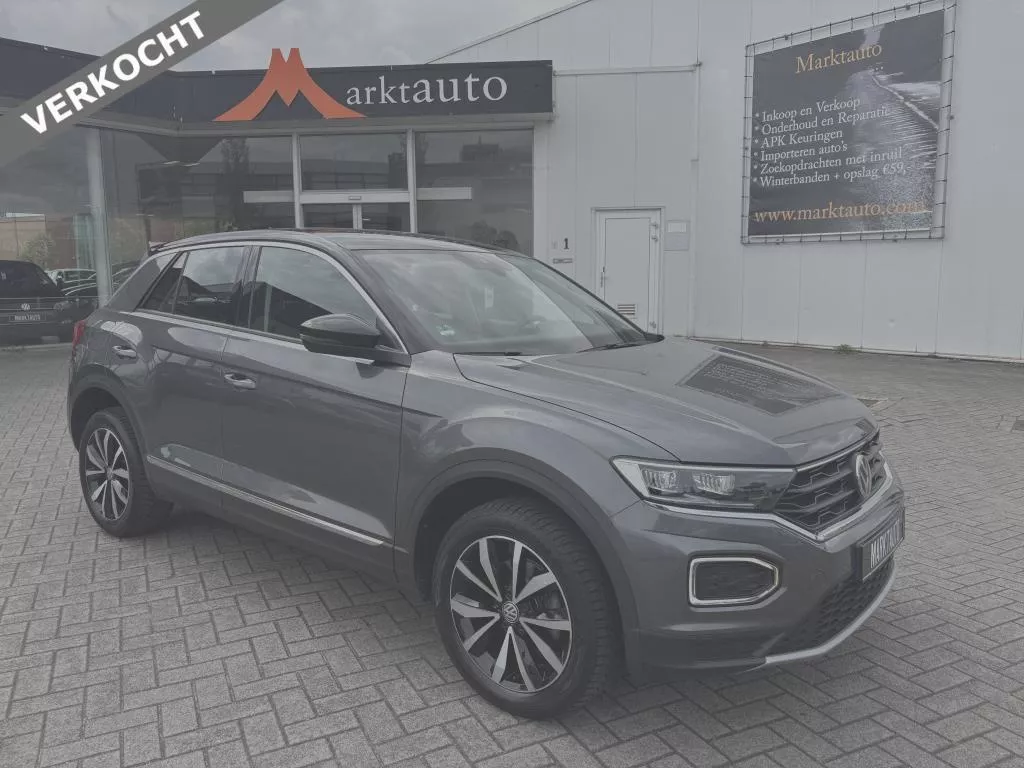 Volkswagen T-Roc 1.5 TSI ACT Style Carplay Camera Led Adaptive Cruise VERKOCHT